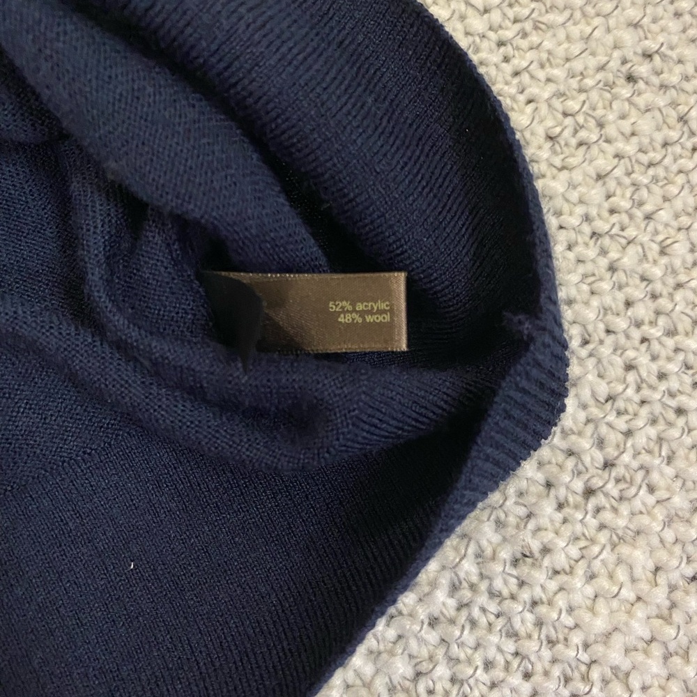 ✰ 2 vintage the limited scoop neck sweaters in gray and navy ✰ - Picture 7 of 7
